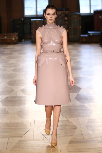 aw-2016_mercedes-benz-fashion-week-berlin_de_0001_marina-hoermanseder_62106