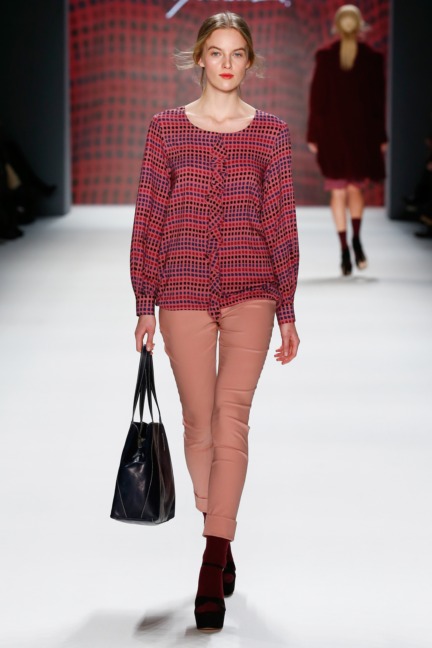 aw-2016_mercedes-benz-fashion-week-berlin_de_0023_minx-by-eva-lutz_61391