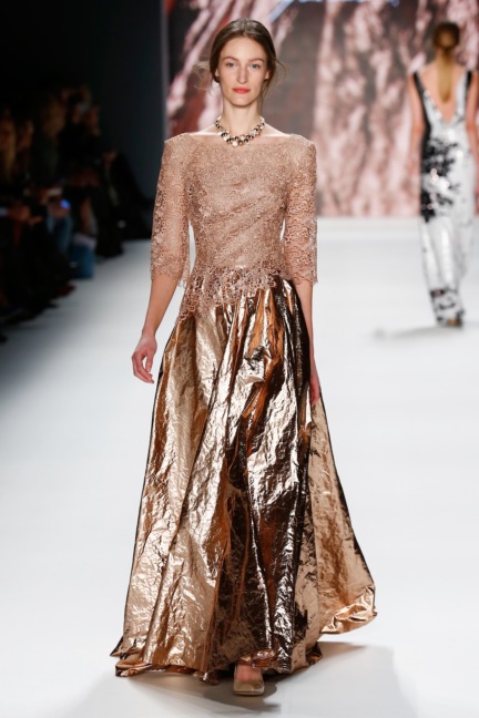 aw-2016_mercedes-benz-fashion-week-berlin_de_0040_minx-by-eva-lutz_61374