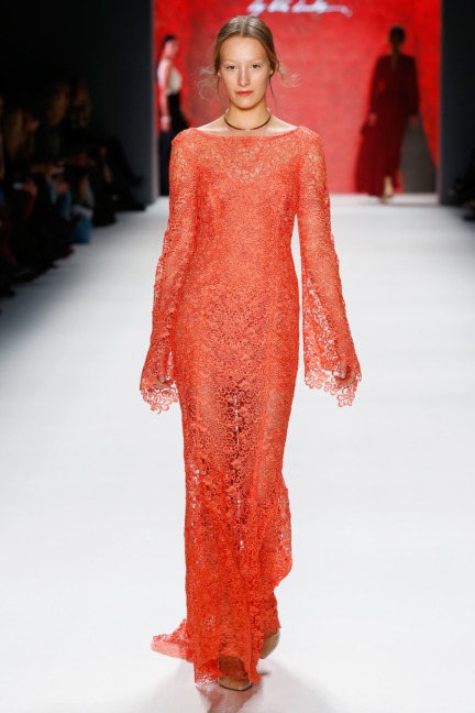 aw-2016_mercedes-benz-fashion-week-berlin_de_0044_minx-by-eva-lutz_61370