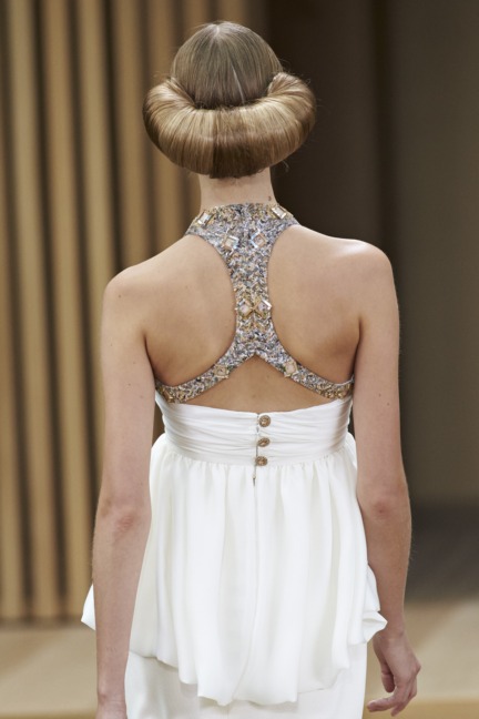 chanel-haute-couture-spring-summer-2016-details-6