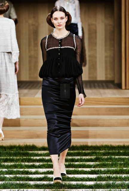 chanel-haute-couture-spring-summer-2016-25
