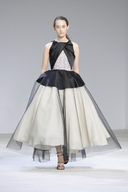 giambattista-valli-couture-spring-summer-2016-16