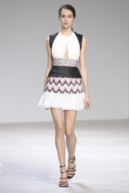 giambattista-valli-couture-spring-summer-2016-25