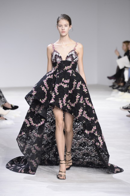 giambattista-valli-couture-spring-summer-2016-30