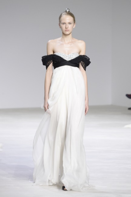 giambattista-valli-couture-spring-summer-2016-31