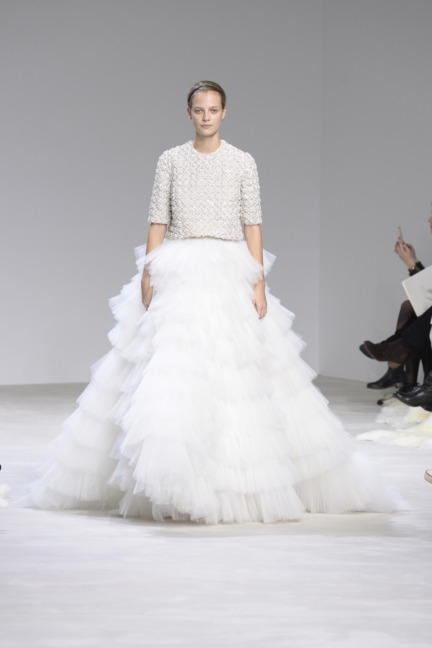 giambattista-valli-couture-spring-summer-2016-40
