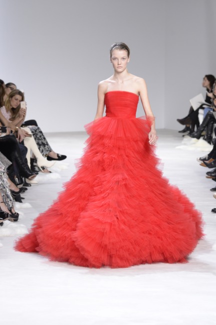 giambattista-valli-couture-spring-summer-2016-41