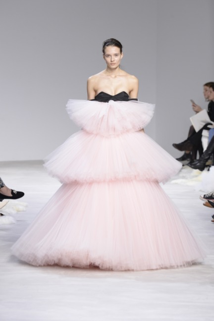 giambattista-valli-couture-spring-summer-2016-43