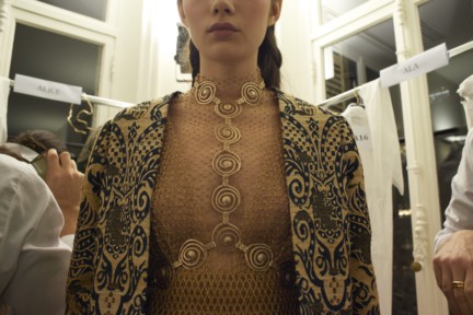 valentino-backstage-haute-couture-spring-summer-2016-100
