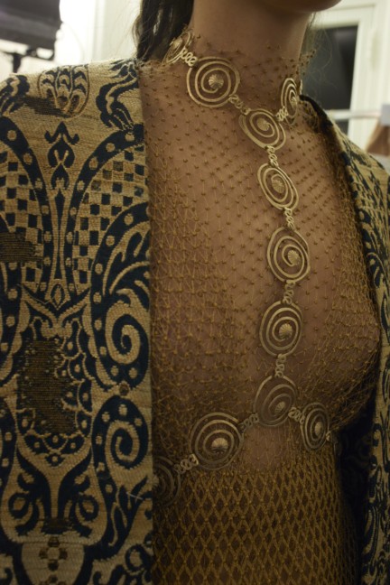 valentino-backstage-haute-couture-spring-summer-2016-101