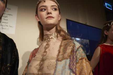 valentino-backstage-haute-couture-spring-summer-2016-107