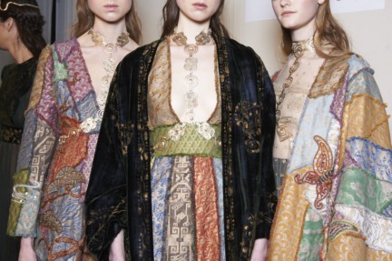 valentino-backstage-haute-couture-spring-summer-2016-111