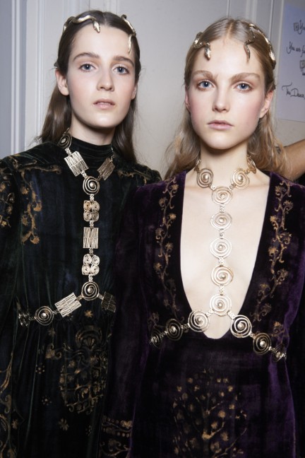 valentino-backstage-haute-couture-spring-summer-2016-116