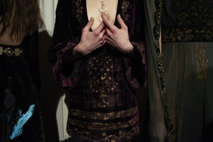 valentino-backstage-haute-couture-spring-summer-2016-121