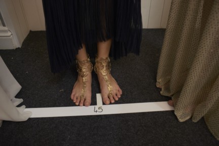 valentino-backstage-haute-couture-spring-summer-2016-143