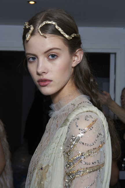 valentino-backstage-haute-couture-spring-summer-2016-151