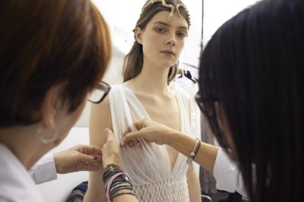 valentino-backstage-haute-couture-spring-summer-2016-153