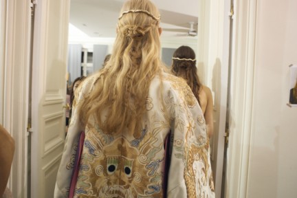 valentino-backstage-haute-couture-spring-summer-2016-156