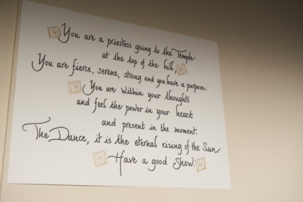 valentino-backstage-haute-couture-spring-summer-2016-16