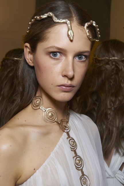 valentino-backstage-haute-couture-spring-summer-2016-161