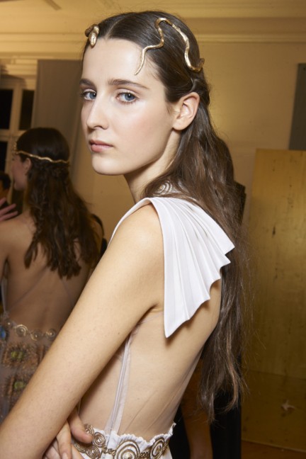 valentino-backstage-haute-couture-spring-summer-2016-165