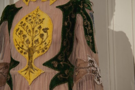 valentino-backstage-haute-couture-spring-summer-2016-23