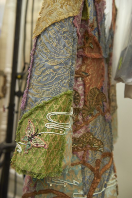 valentino-backstage-haute-couture-spring-summer-2016-49