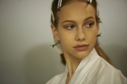 valentino-backstage-haute-couture-spring-summer-2016-58