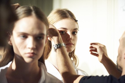 valentino-backstage-haute-couture-spring-summer-2016-66