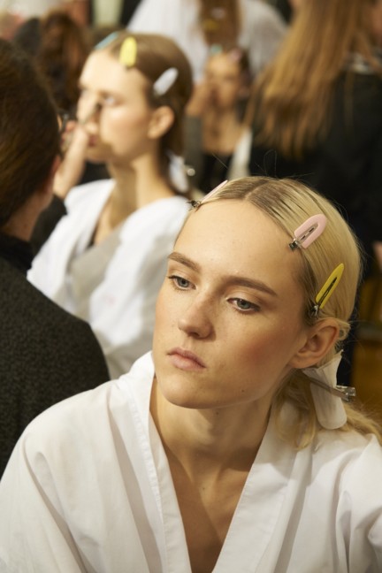 valentino-backstage-haute-couture-spring-summer-2016-96