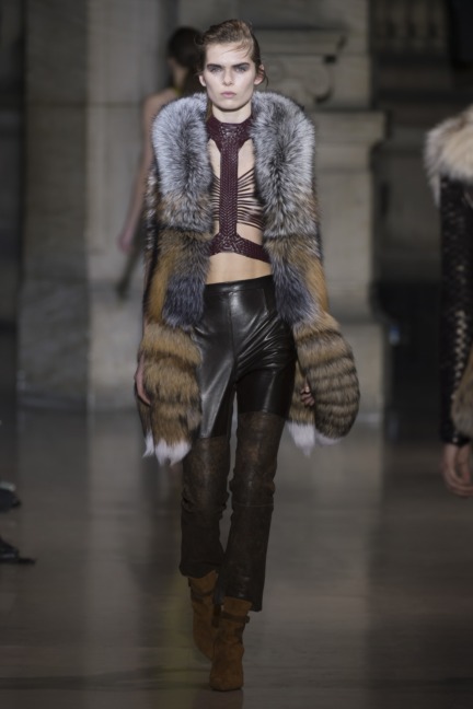 yiqingyin-hc-ss16-11