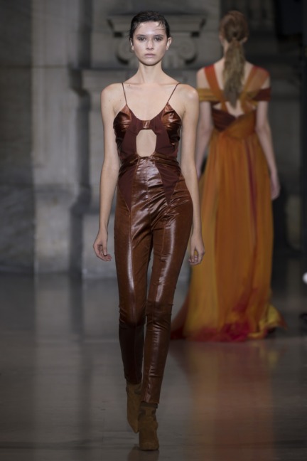 yiqingyin-hc-ss16-17