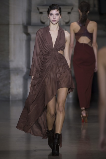 yiqingyin-hc-ss16-18