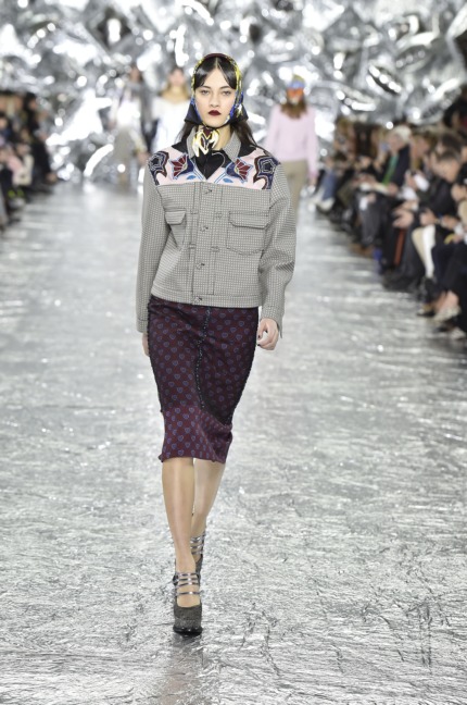 mary-kantrantzou-london-fashion-week-aw-16-runway-7