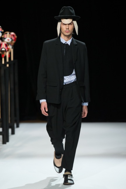 henrik-vibskov-paris-mens-aw-16-11