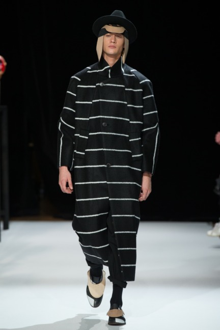 henrik-vibskov-paris-mens-aw-16-2