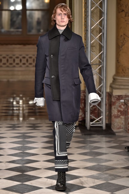 sacai-paris-mens-aw-16-39