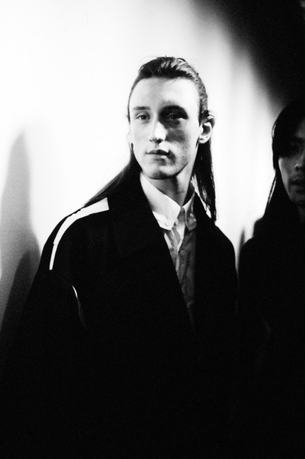 yohji-yamamoto-paris-mens-aw-16-15