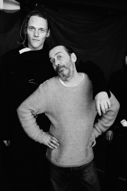 yohji-yamamoto-paris-mens-aw-16-46