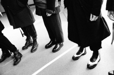 yohji-yamamoto-paris-mens-aw-16-59