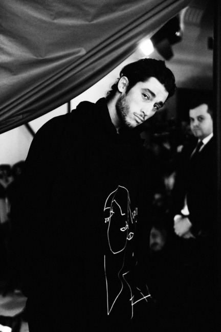 yohji-yamamoto-paris-mens-aw-16-74