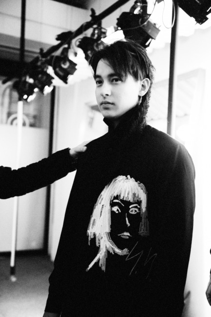 yohji-yamamoto-paris-mens-aw-16-80