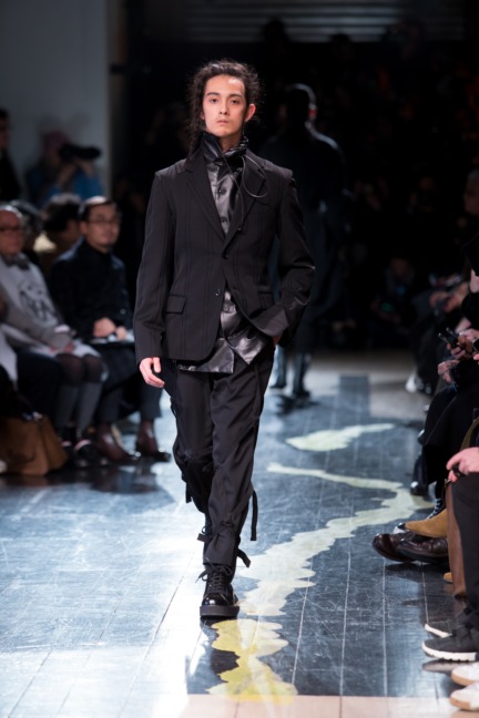 yohji-yamamoto-paris-mens-aw-16-21