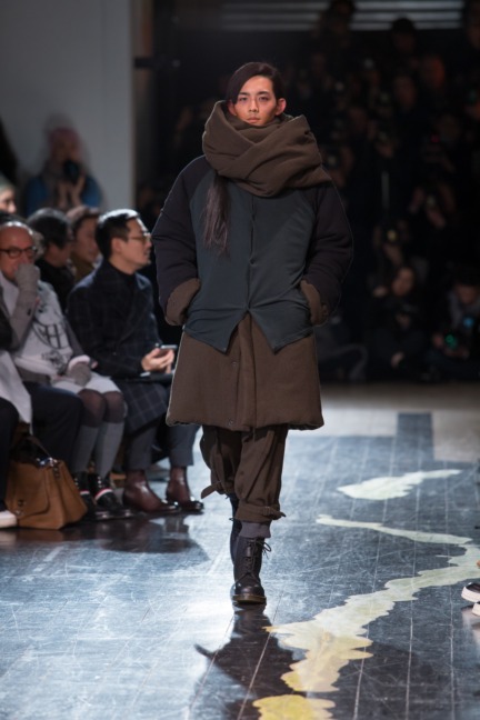 yohji-yamamoto-paris-mens-aw-16-3