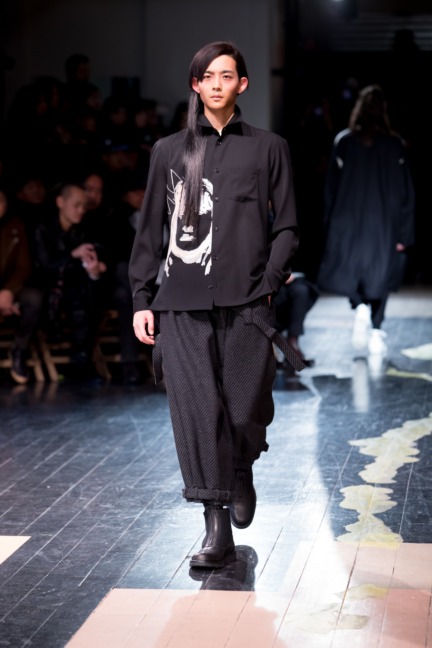 yohji-yamamoto-paris-mens-aw-16-32