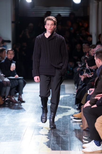 yohji-yamamoto-paris-mens-aw-16-7