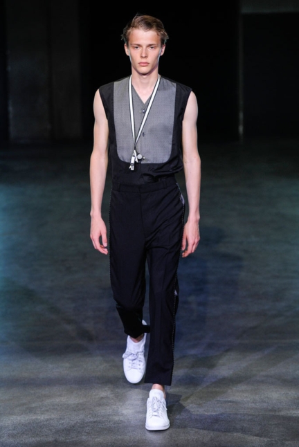 22-4-hommes-paris-mens-ss-17-26