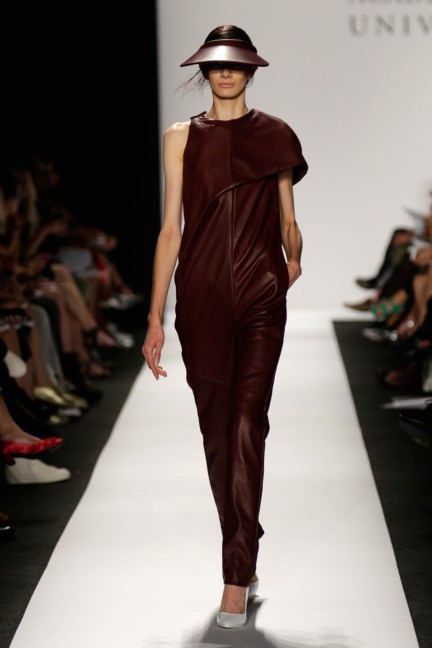 academy-of-art-university-new-york-fashion-week-spring-summer-2015-14