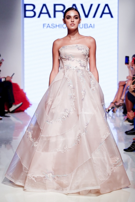 baravia-couture-arab-fashion-week-ss20-dubai-6327